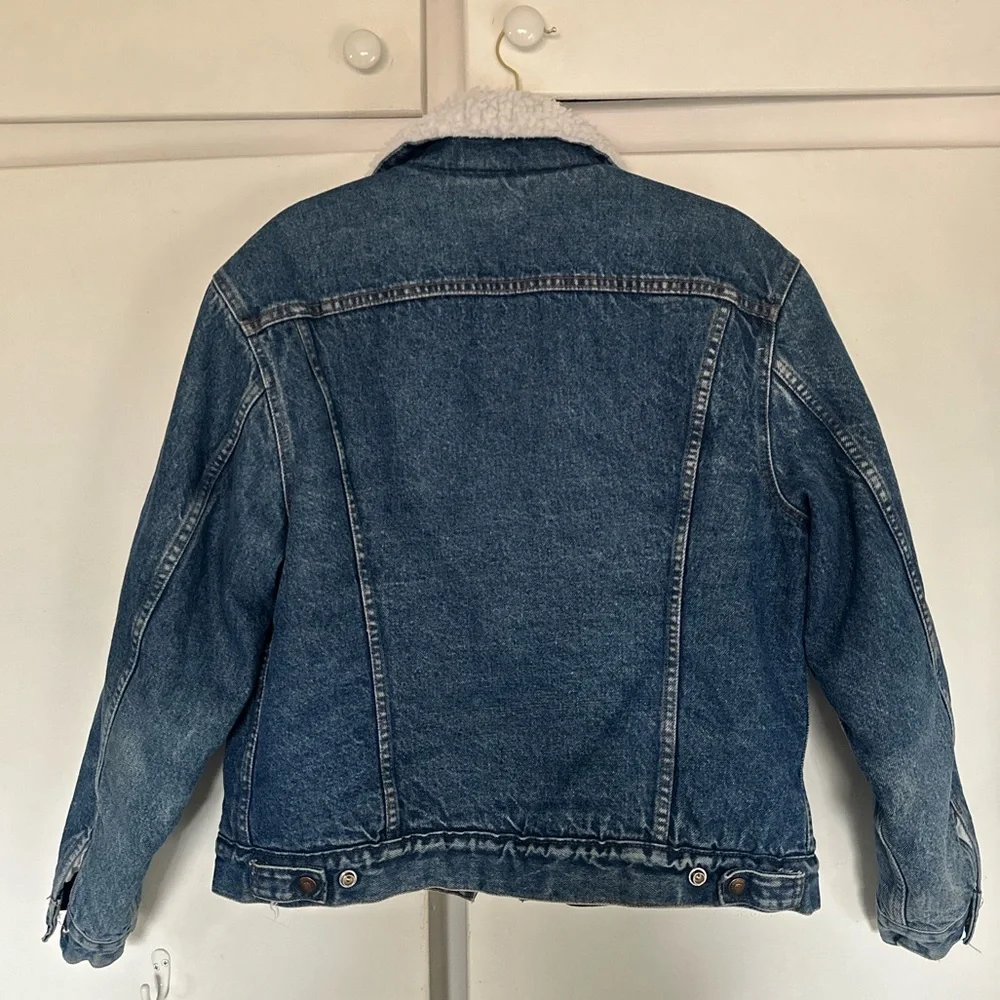 Vintage USA Levi’s Jean Jacket - Picture 3 of 7